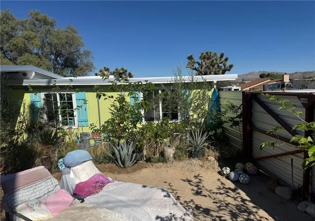 Homes for sale in Yucca Valley, CA | 6959 Pawnee, Yucca Valley, CA 92284 | MLS# HD26078967