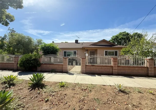 Photo 2 of Single family home for sale at 122 E Park, Ontario, CA 91761 | MLS# WS26079029 | Listing updated on 2026-04-27