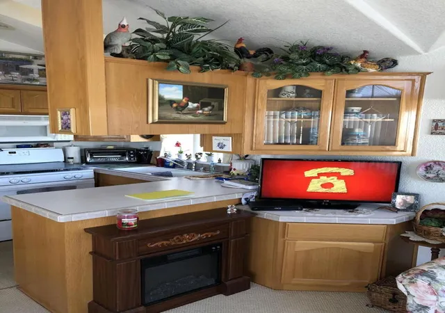 Photo 3 of Manufactured home for sale at 81620 Avenue 49 #160B, Indio, CA 92201 | MLS# 219146318DA | Listing updated on 2026-04-13