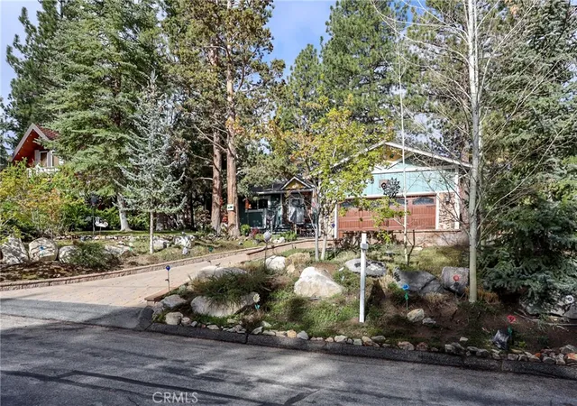 1st image of 427 Dorset, Big Bear City, CA 92314 | MLS# IG26079177