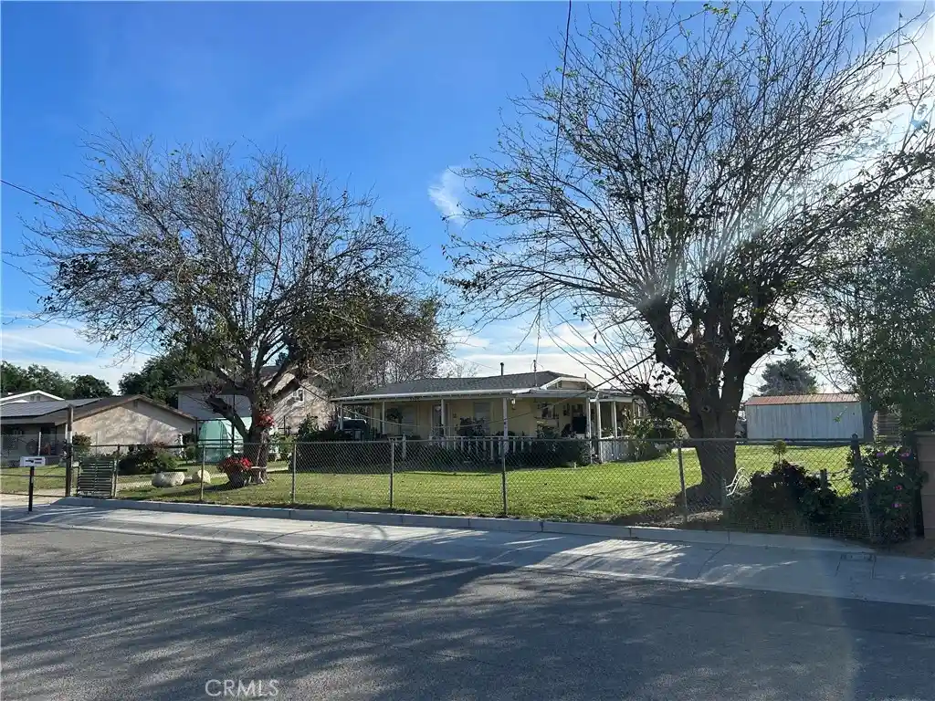 Photo 1 of Single family home for sale at 5506 Troth St, Jurupa Valley, CA 91752 | MLS# PW26079188 | Listing updated on 2026-10-19