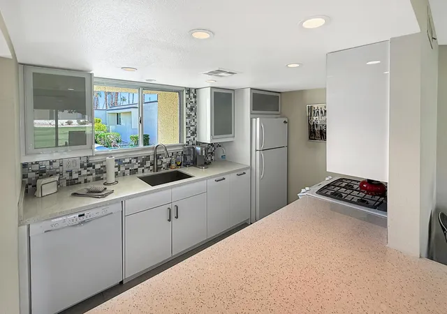 3rd image of 1881 S Araby Dr #16, Palm Springs, CA 92264 | MLS# 219146324PS