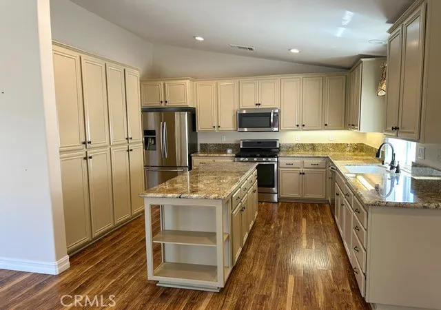 Photo 2 of Single family home for sale at 30296 Mondavi Cir, Murrieta, CA 92563 | MLS# SW26074738 | Listing updated on 2026-10-03