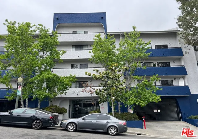 Homes for sale in Los Angeles, CA | 10982 Roebling Ave #511, Los Angeles, CA 90024 | MLS# 26706277
