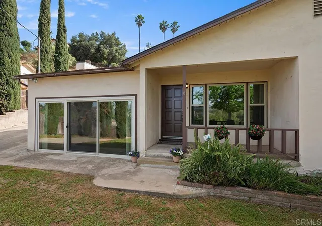 Homes for sale in El Cajon, CA | 1071 Washington Heights Pl, El Cajon, CA 92019 | MLS# PTP2602756