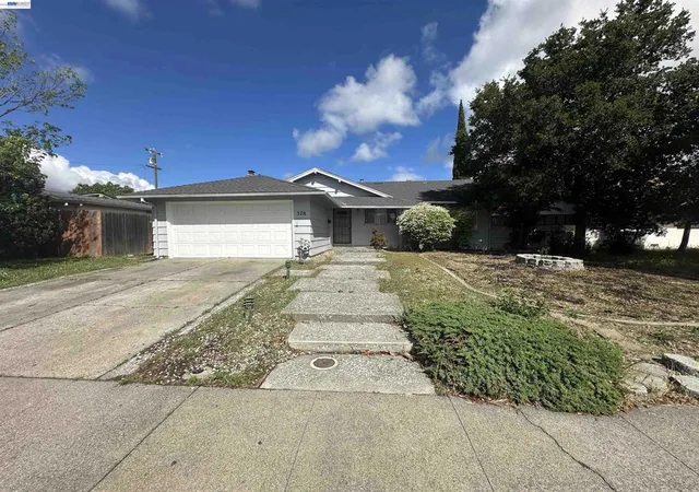 Homes for sale in Fairfield, CA | 378 Acacia St, Fairfield, CA 94533 | MLS# 41130731
