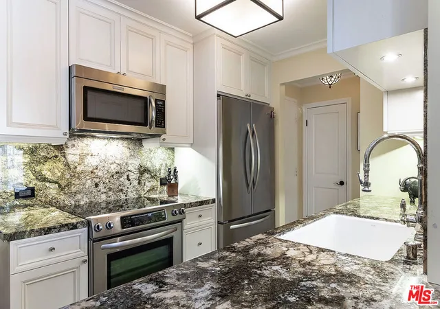 Homes for sale in West Hollywood, CA | 906 N Doheny Dr #510, West Hollywood, CA 90069 | MLS# 26711235