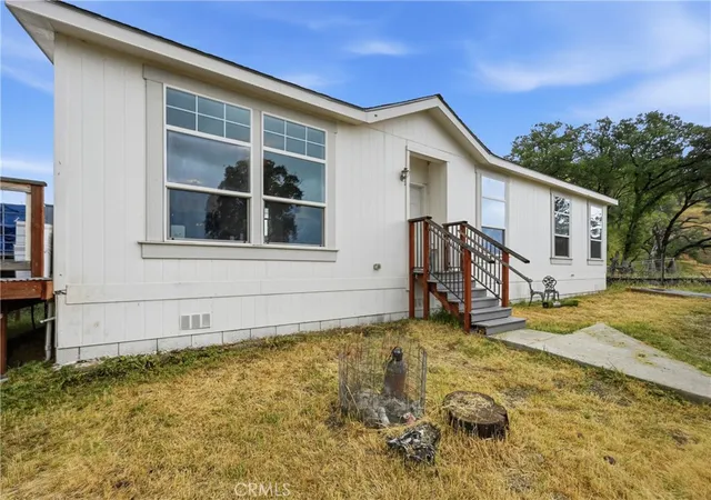 Homes for sale in Clearlake, CA | 2950 Mira Vista Ln, Clearlake, CA 95422 | MLS# LC26079340