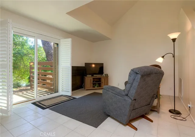 Listing Photo 5 - Condo for sale in building located at 2883 Pennyroyal Dr, Chico, CA 95928