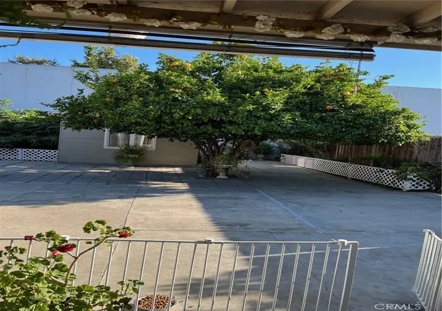 37th image of 416 E 31st St, Los Angeles, CA 90011 | MLS# DW26076724