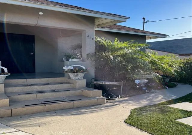 Photo 3 of Single family home for sale at 416 E 31st Street, Los Angeles, CA 90011 | MLS# DW26076724 | Listing updated on 2026-07-16