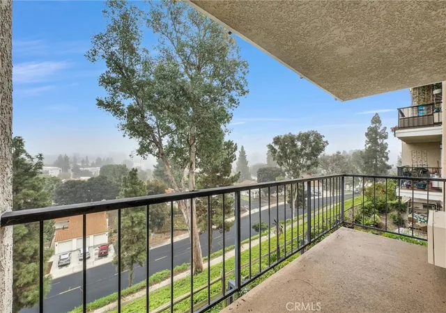 Homes for sale in Laguna Woods, CA | 3335 Punta Alta #2C, Laguna Woods, CA 92637 | MLS# OC26079391