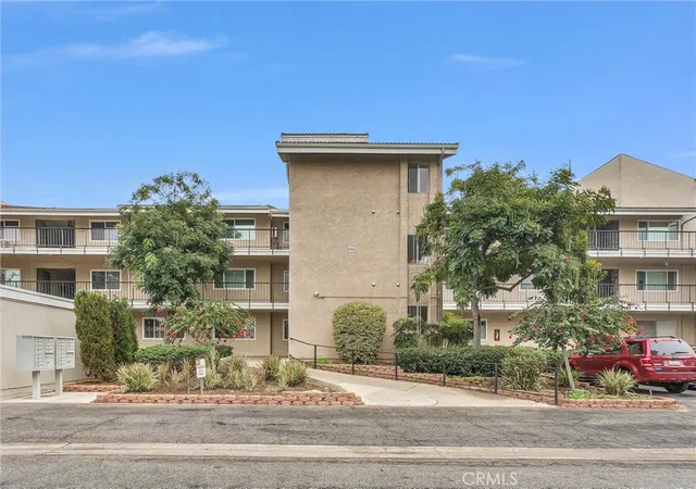 Homes for sale in Laguna Woods, CA | 3335 Punta Alta #2C, Laguna Woods, CA 92637 | MLS# OC26079391