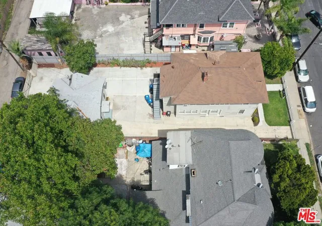 2nd image of 1703 S Burlington Ave, Los Angeles, CA 90006 | MLS# 26714031
