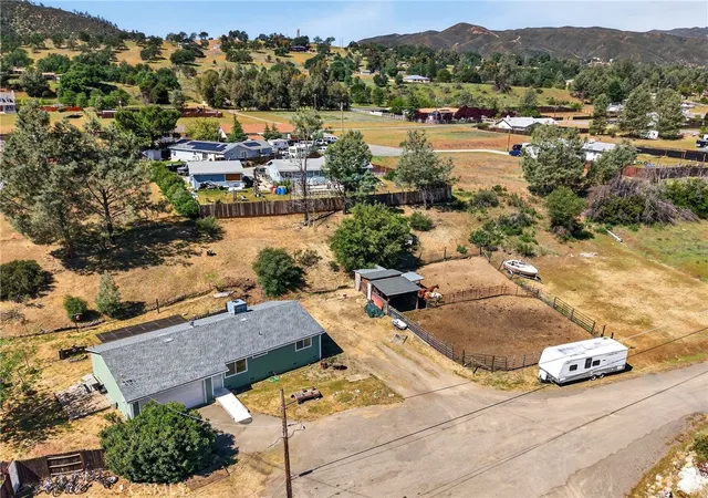 Homes for sale in Clearlake Oaks, CA | 2888 Meadow Creek, Clearlake Oaks, CA 95423 | MLS# LC26079583