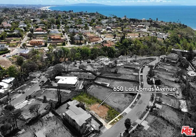 Photo 1 of Sale Pending at 650 Las Lomas Ave, Pacific Palisades, CA 90272 | MLS# 26714777 | Listing updated on 2026-05-30