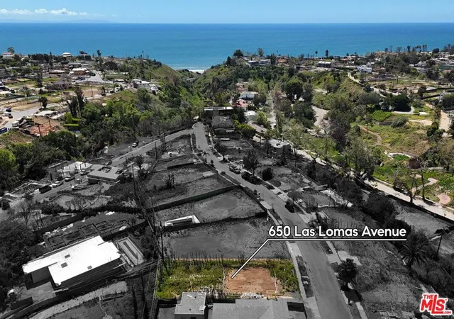 Photo 3 of Sale Pending at 650 Las Lomas Ave, Pacific Palisades, CA 90272 | MLS# 26714777 | Listing updated on 2026-05-30