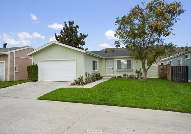 1st image of 19853 Cottonwood Dr, Canyon Country, CA 91351 | MLS# SR26078533