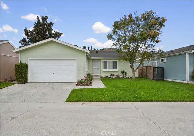 2nd image of 19853 Cottonwood Dr, Canyon Country, CA 91351 | MLS# SR26078533