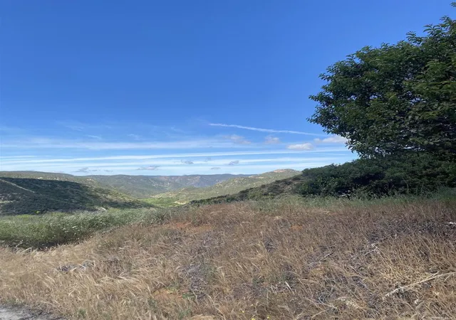 Photo 1 of Land for sale at 0 La Cresta Highlands Cir, Murrieta, CA 92562 | MLS# NDP2603547 | Listing updated on 2026-04-14