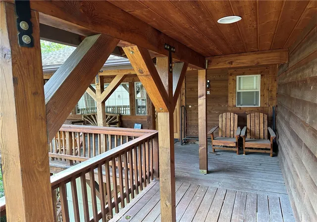 Photo 4 of Single family home for sale at 28244 Arbon Ln, Lake Arrowhead, CA 92352 | MLS# IV26079355 | Listing updated on 2026-07-15