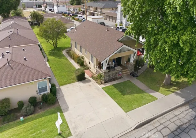 3rd image of 121 N Pennsylvania Ave, Glendora, CA 91741 | MLS# AR26079602
