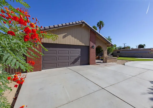 Photo 4 of Single family home for sale at 78620 Bottlebrush Dr, La Quinta, CA 92253 | MLS# 219146349DA | Listing updated on 2026-09-30