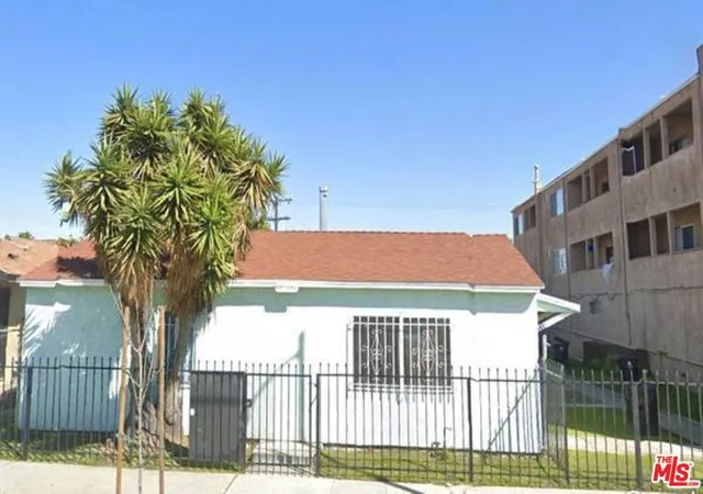 2nd image of 10116 S Vermont Ave, Los Angeles, CA 90044 | MLS# 26716791