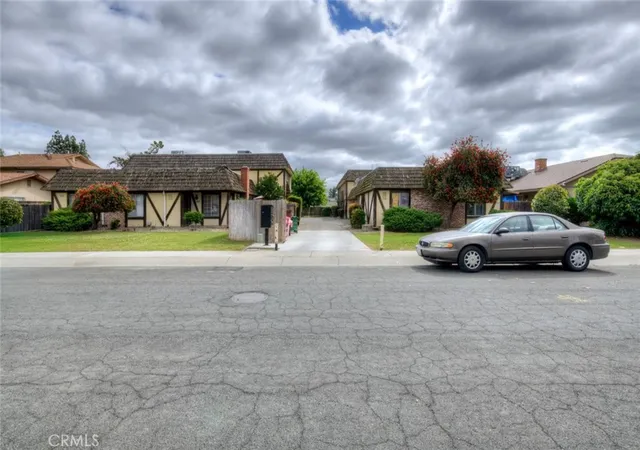 5th image of 2432 S Sallee Ct, Visalia, CA 93277 | MLS# FR26079688