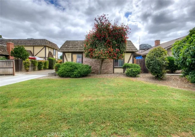 4th image of 2440 S Sallee Ct, Visalia, CA 93277 | MLS# FR26079715