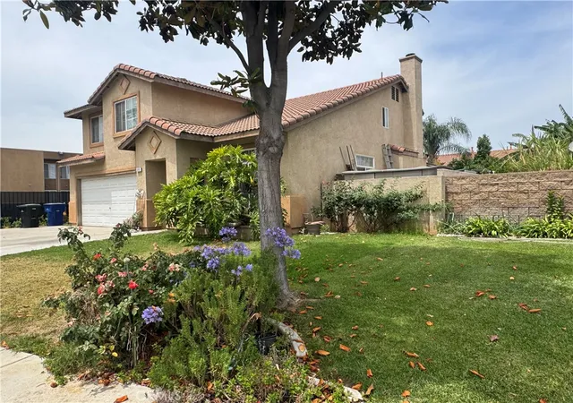 2nd image of 1045 Amarillo Ct, Riverside, CA 92501 | MLS# CV26079734