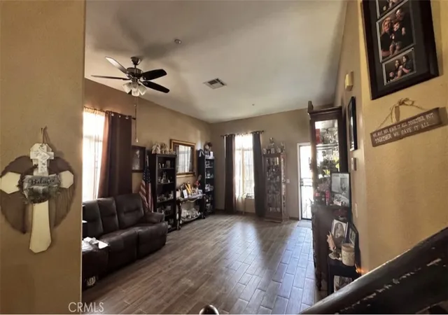3rd image of 1045 Amarillo Ct, Riverside, CA 92501 | MLS# CV26079734