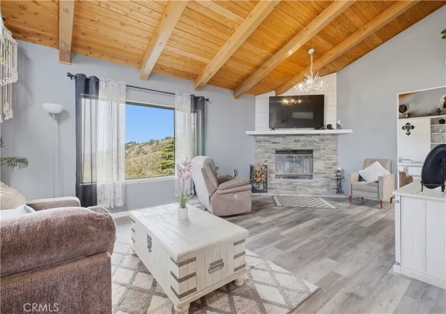 Homes for sale in Tehachapi, CA | 26201 Cumberland, Tehachapi, CA 93561 | MLS# SR26079735