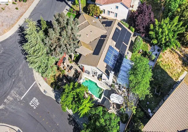 Photo 2 of Single family home for sale at 4437 Montara Dr, Antioch, CA 94531 | MLS# 41130789 | Listing updated on 2026-09-28
