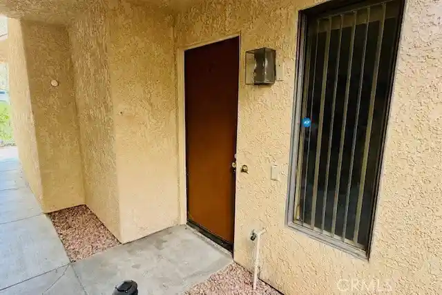Photo 1 of Sale Pending at 200 E Racquet Clb Dr #35, Palm Springs, CA 92262 | MLS# CV26079811 | Listing updated on 2026-10-30
