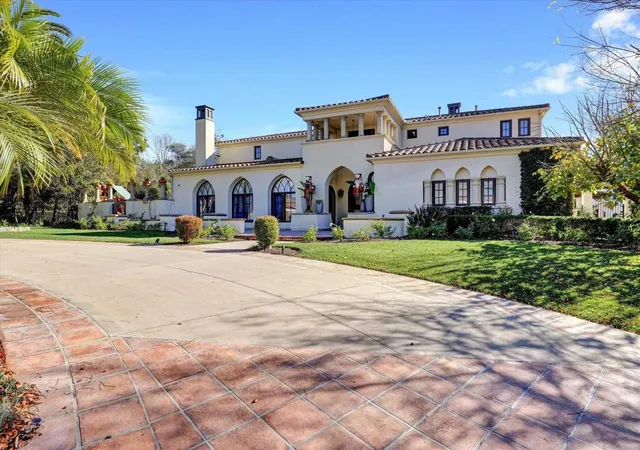 Homes for sale in Rancho Santa Fe, CA | 17839 La Amapola, Rancho Santa Fe, CA 92067 | MLS# PTP2602774
