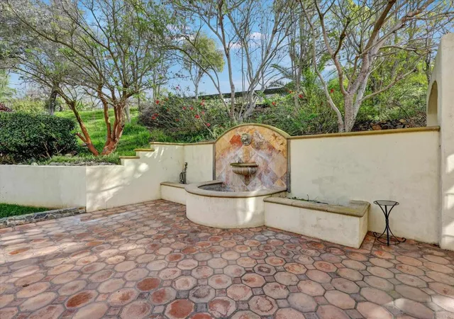 Homes for sale in Rancho Santa Fe, CA | 17839 La Amapola, Rancho Santa Fe, CA 92067 | MLS# PTP2602774