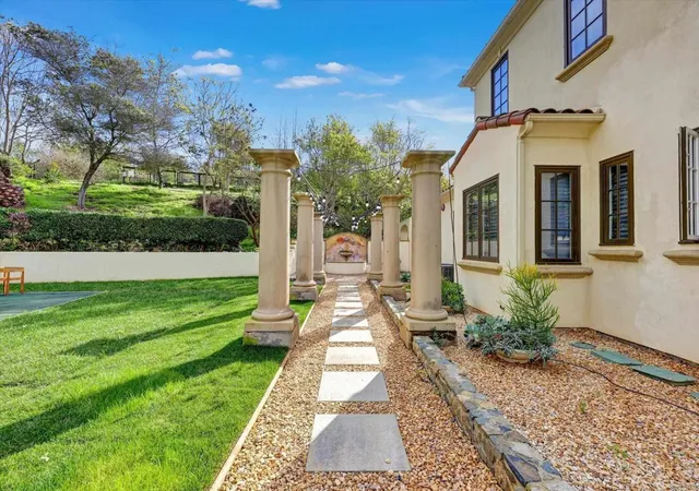 Homes for sale in Rancho Santa Fe, CA | 17839 La Amapola, Rancho Santa Fe, CA 92067 | MLS# PTP2602774