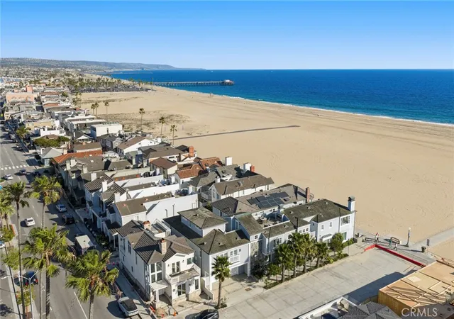 1st image of 524 W Oceanfront, Newport Beach, CA 92661 | MLS# OC26079639