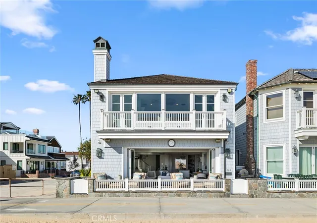 2nd image of 524 W Oceanfront, Newport Beach, CA 92661 | MLS# OC26079639