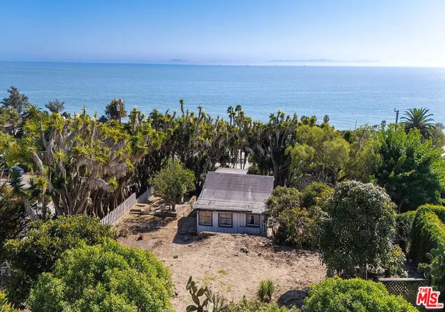 Homes for sale in Summerland, CA | 2482 Shelby St, Summerland, CA 93067 | MLS# 26719797