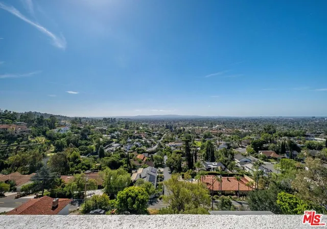 Homes for sale in North Tustin, CA | 12254 Circula Panorama, North Tustin, CA 92705 | MLS# 26715921