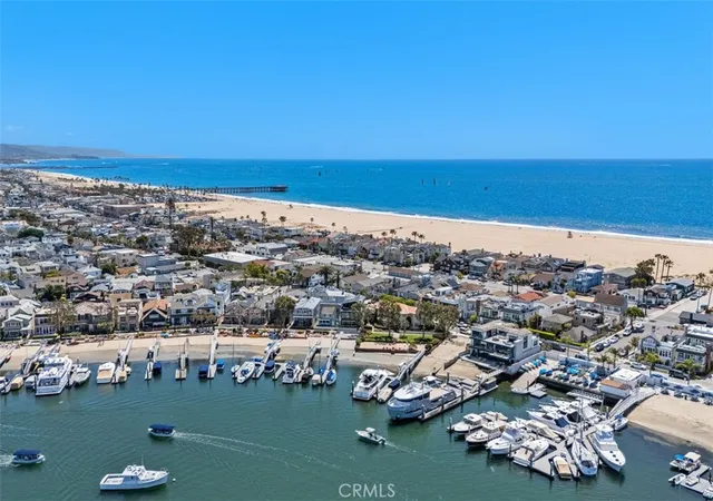 45th image of 522 W Oceanfront, Newport Beach, CA 92661 | MLS# OC26079870