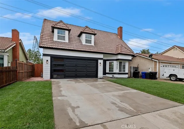 2nd image of 14207 Woodland Dr, Fontana, CA 92337 | MLS# IG26079987