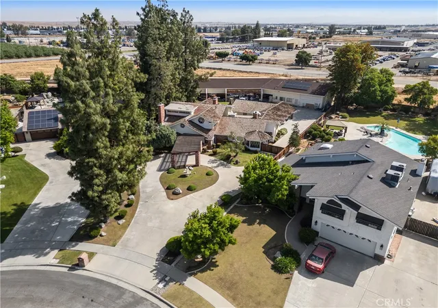 3rd image of 7112 Crestwood St, Bakersfield, CA 93308 | MLS# PI26057671