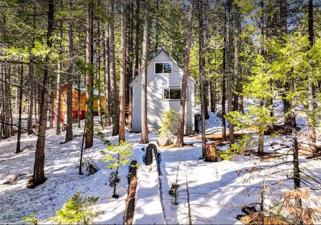 Homes for sale in Long Barn, CA | 29591 Lassen Dr, Long Barn, CA 95335 | MLS# MC26078836