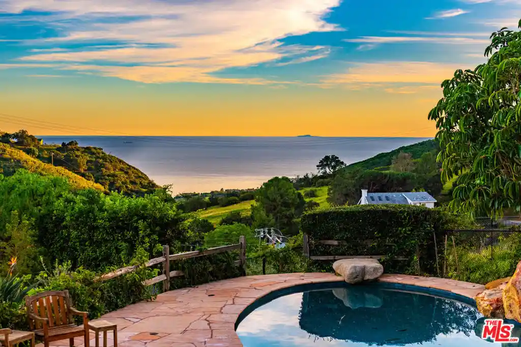 Photo 1 of Single family home for sale at 27008 Old Chimney Rd, Malibu, CA 90265 | MLS# 26659237 | Listing updated on 2026-07-16