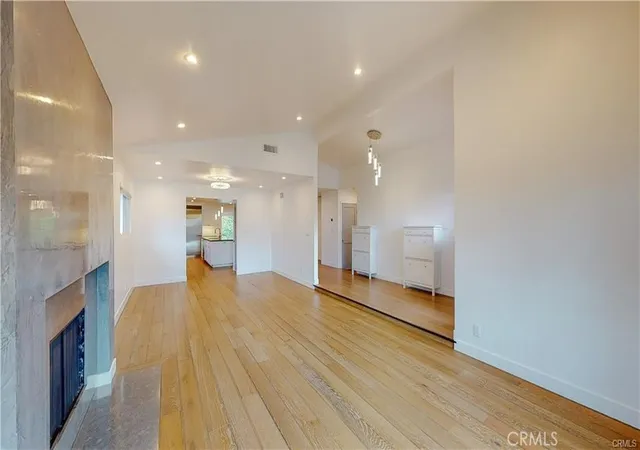 5th image of 3119 Mesa Verde, Burbank, CA 91504 | MLS# BB26080050