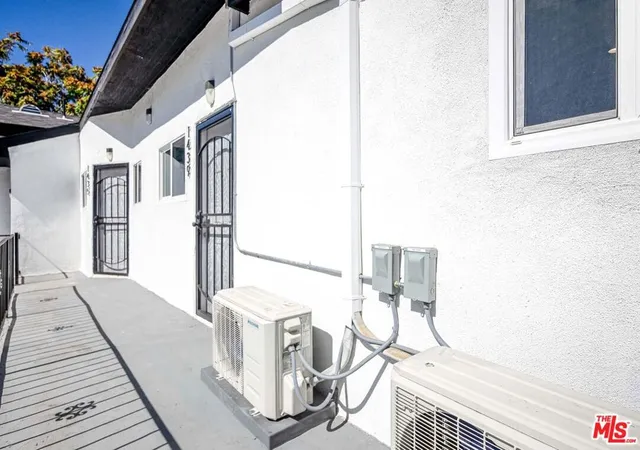 Listing Photo 5 - Condo for sale in building located at 146 Witmer St, Los Angeles, CA 90026