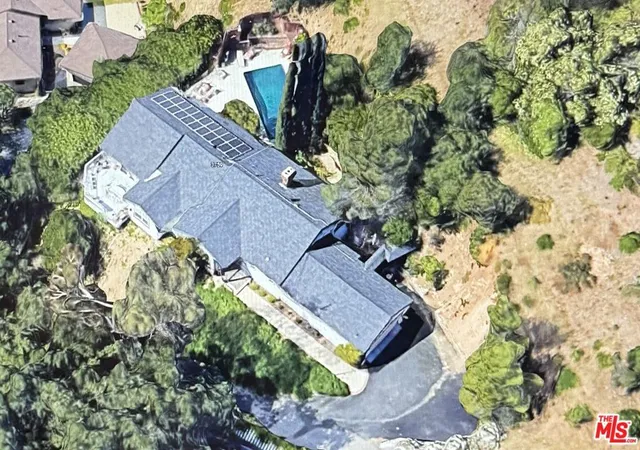 31st image of 3759 Lockerbie Ln, Glendale, CA 91208 | MLS# 26720307